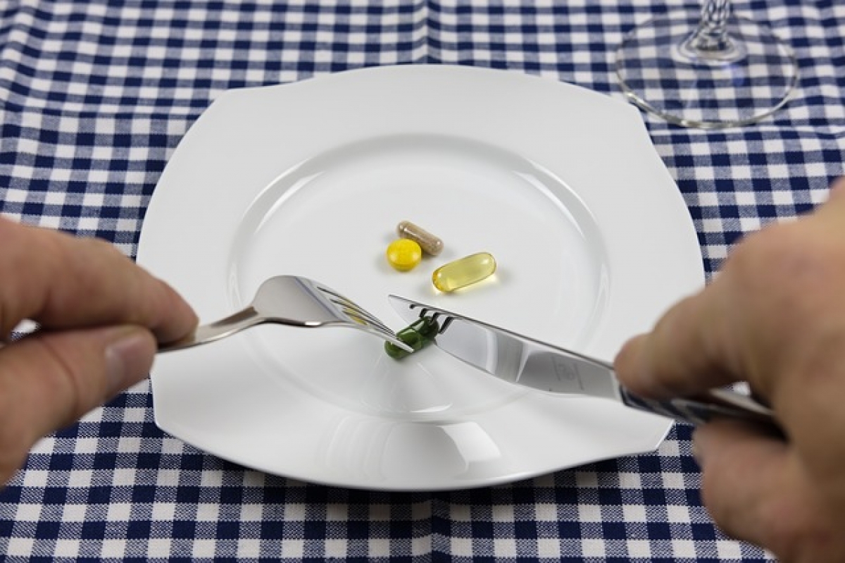 &Mu;ή&pi;&omega;&sigmaf; &sigma;&alpha;&sigmaf; &lambda;&epsilon;ί&pi;&epsilon;&iota; &sigma;ί&delta;&eta;&rho;&omicron;&sigmaf;;
